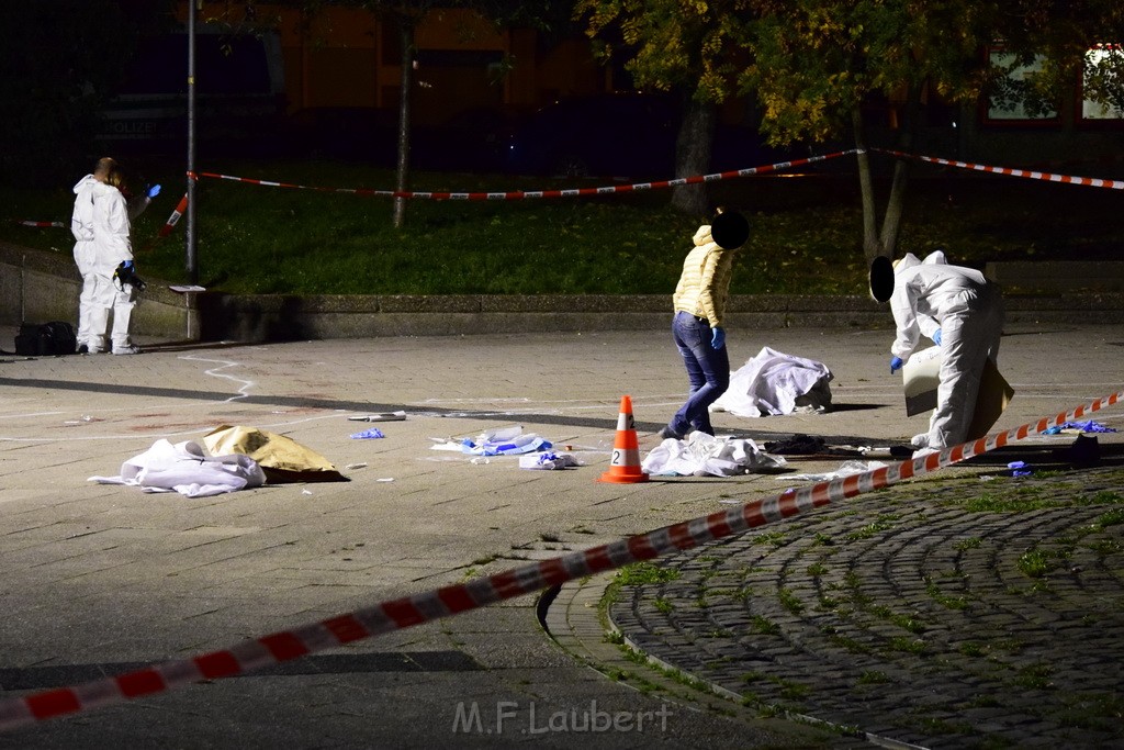 Einsatz BF Messerstecherei Koeln Neustadt Nord Eberplatz Platzmitte P186.JPG - Miklos Laubert